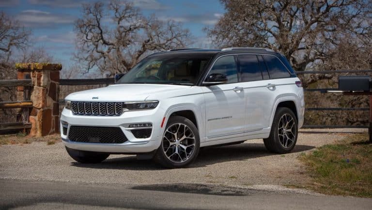 Jeep retira del mercado más de 91.000 Grand Cherokee híbridos por riesgo de pérdida repentina de potencia