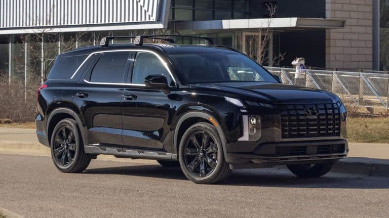 Hyundai retira del mercado más de 568.000 SUV Palisade por riesgo de fallo del cierre del cinturón de seguridad